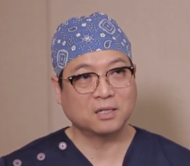 가슴성형 유튜브 썸네일